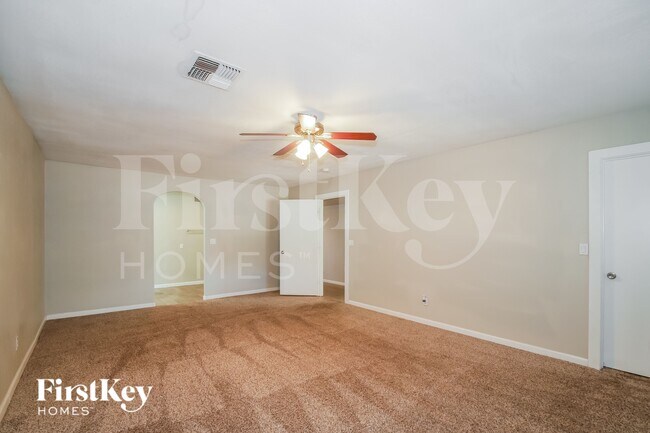 Building Photo - 14838 N 38th St