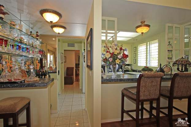 Building Photo - 76975 Roadrunner Dr