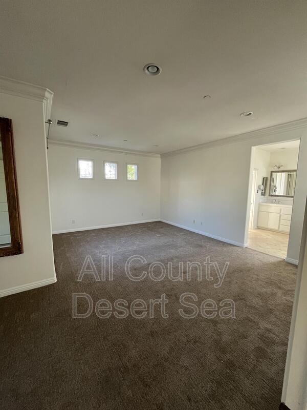 Building Photo - 16826 Clovergreen Ln