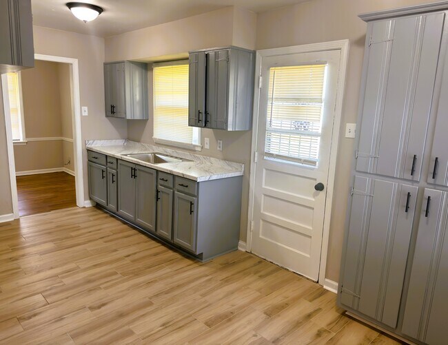 Building Photo - 4535 Violet Cove