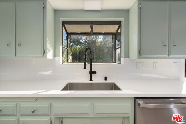 Building Photo - 24440 Martha St