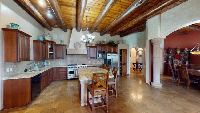 Building Photo - Furnished 5-Bedroom Home with Indoor Pool & Amenities