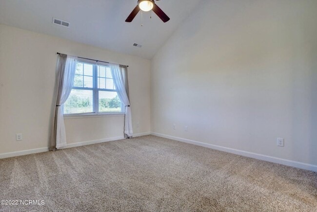 Building Photo - 109 Easton Dr