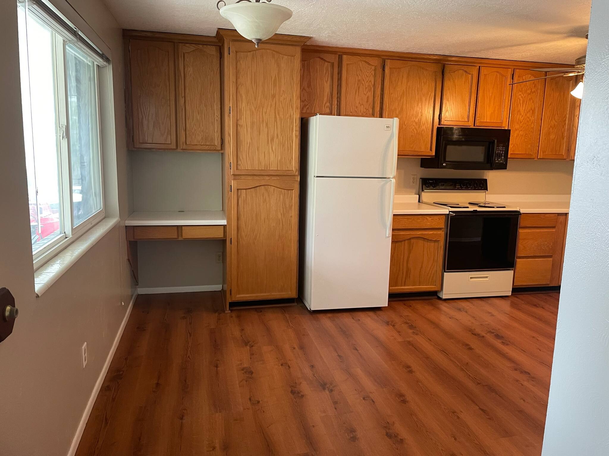 Building Photo - 4734 S 700 E