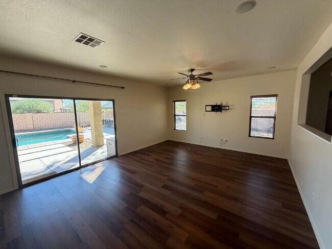 Building Photo - 18267 N Cook Dr
