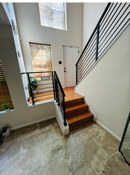 Building Photo - 9000 Address Disclosed upon Appointment