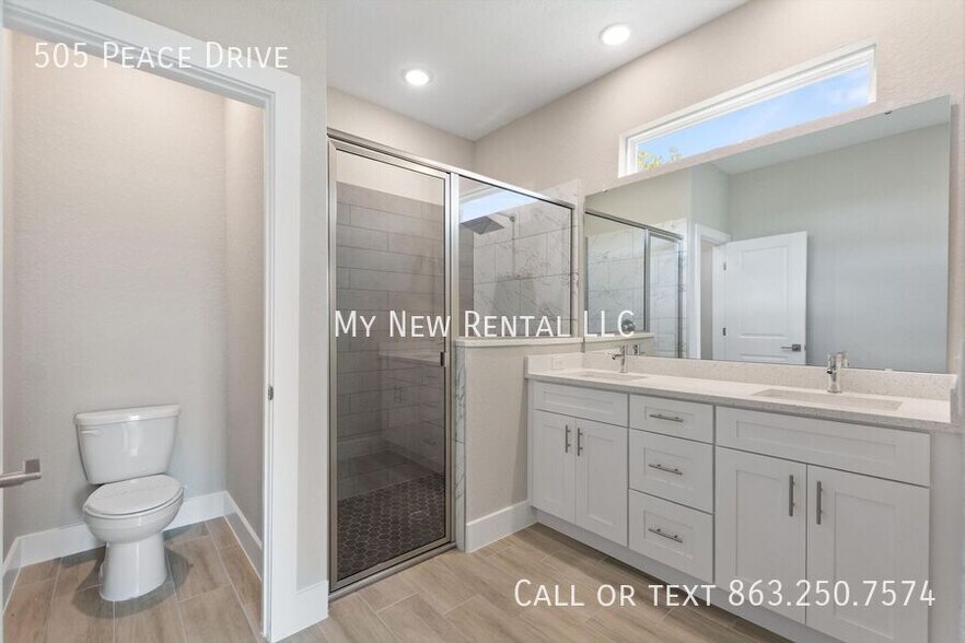 Building Photo - 505 Peace Dr