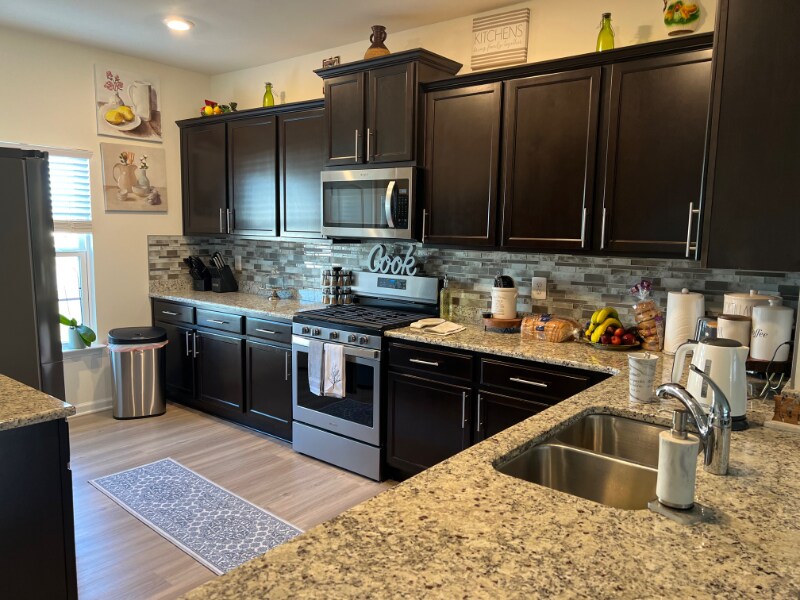 Building Photo - 47 Calder St