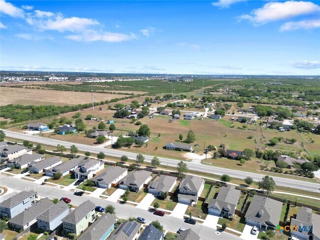 Building Photo - 425 Spiny Lizard Ln