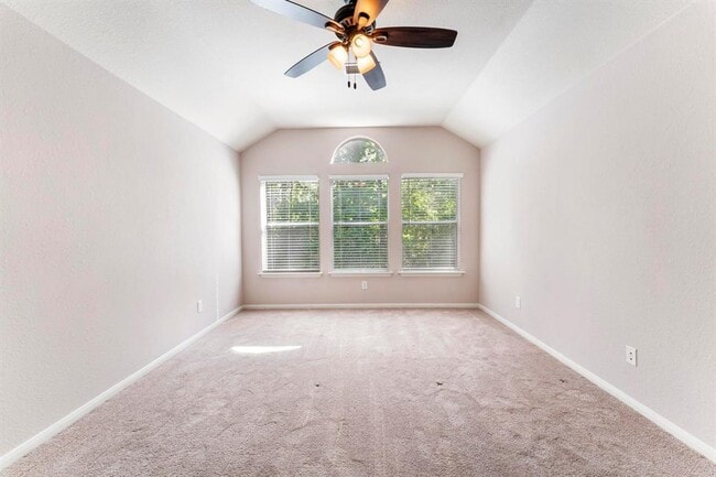 Building Photo - 46 Alderon Woods Pl