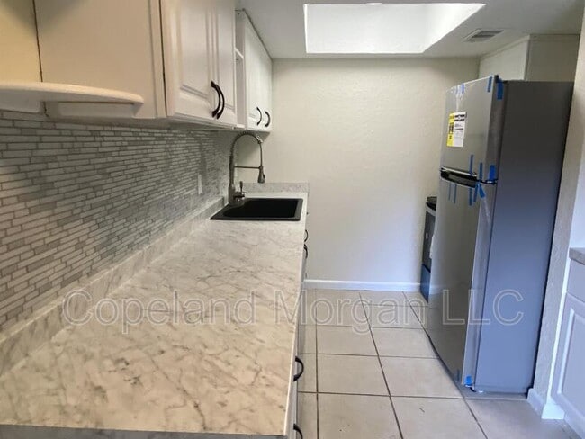 Building Photo - 1414 San Juan Ct