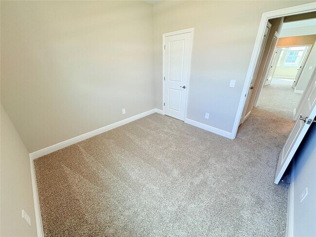 Building Photo - 16514 Silver Brook Wy