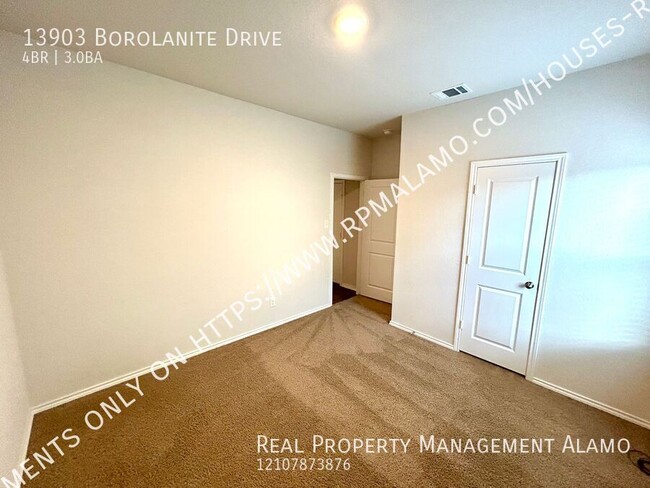 Building Photo - **MOVE-IN SPECIAL** Available Now! 4 Bedro...