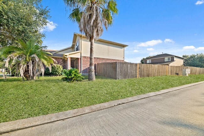 Building Photo - 17802 Kerrybrook Ln