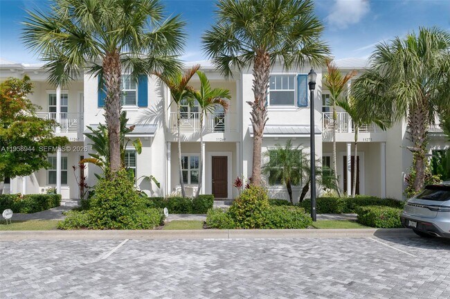 Building Photo - 11269 SE Blair Ln