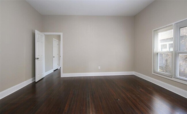 Building Photo - 4445 Rusk St