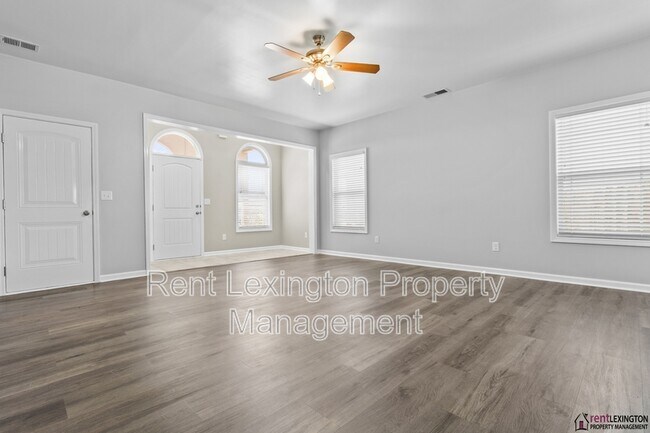 Building Photo - 111 High Hope Ln