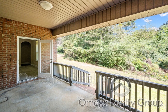 Building Photo - 5185 Gamepoint Dr