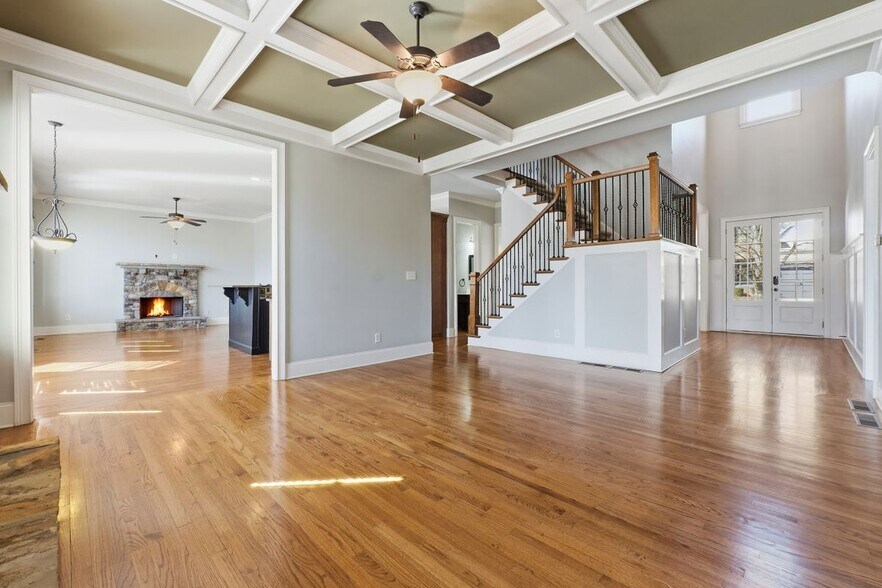 Building Photo - 6437 Blue Water Dr