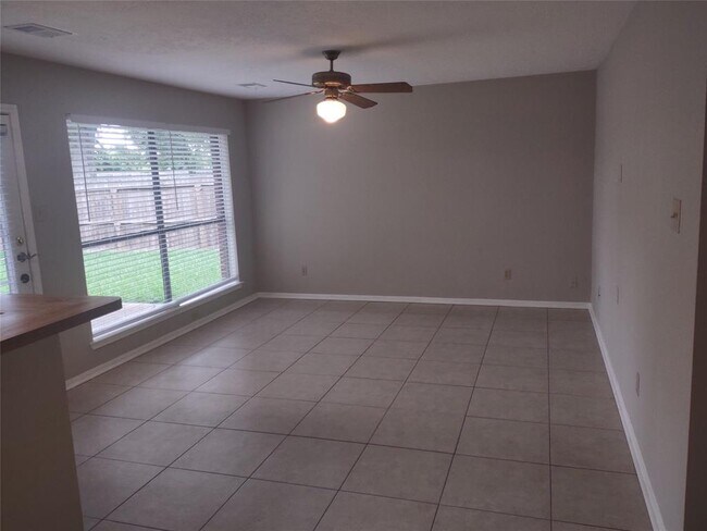 Building Photo - 306 Ivy Glen Ct