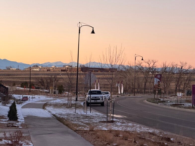 Building Photo - 6761 E 148th Dr