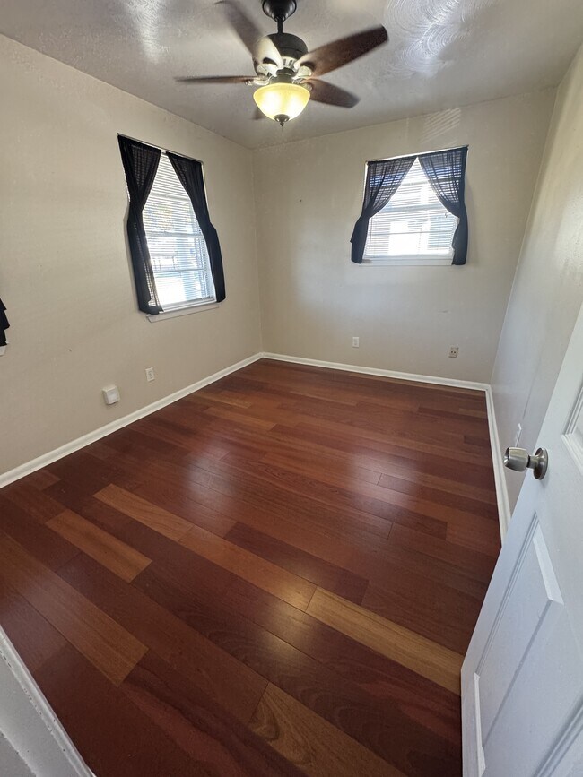 Building Photo - 1801 Carnation Ave