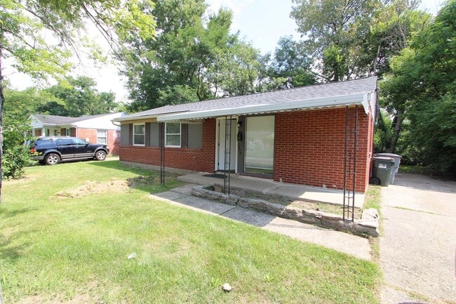 Primary Photo - Revitalized 3 Bed 1 Bath Ranch