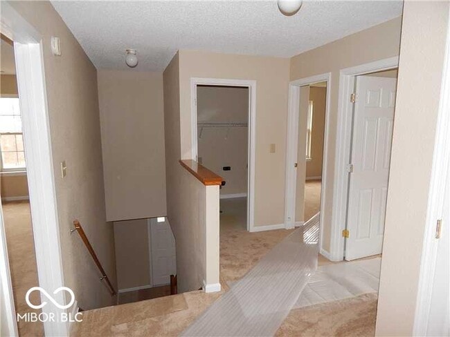 Building Photo - 10477 Blue Springs Ln