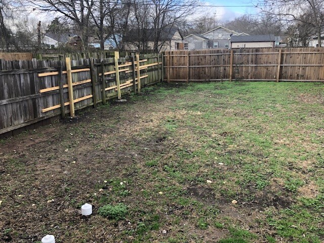 Building Photo - 1012 N Brents Ave