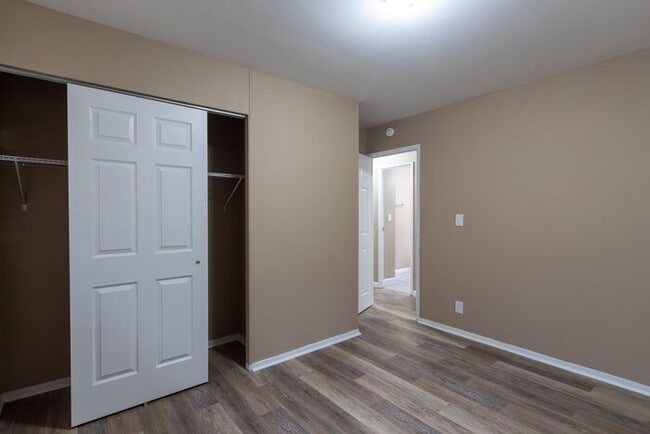 Building Photo - 3310 N Fuller Dr