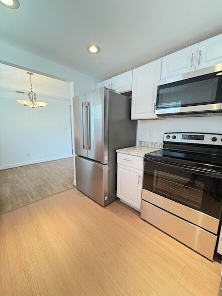 Building Photo - 1245 S Flagler Ave