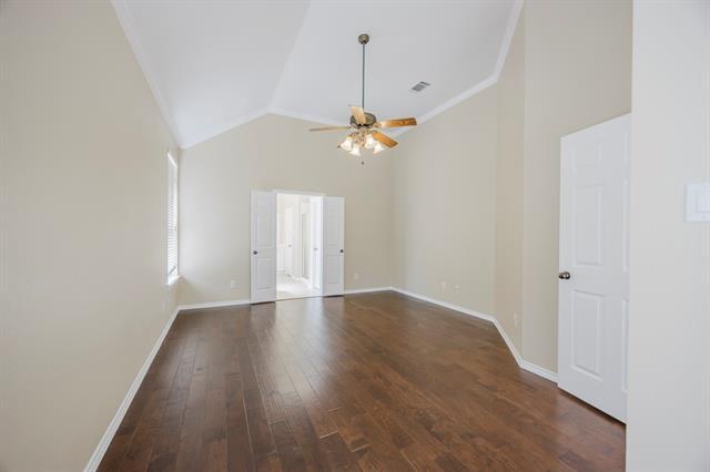 Building Photo - 2739 Middleton Dr