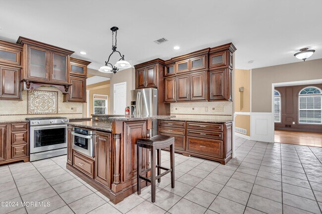 Building Photo - 1562 Priscilla Ct