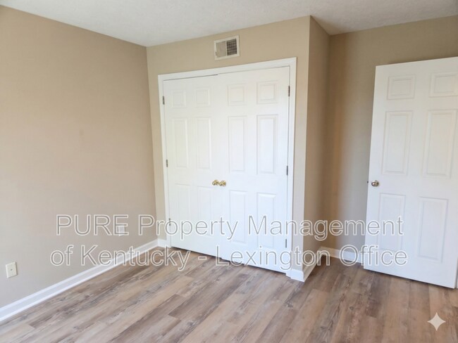 Building Photo - 124 Grinder Ct