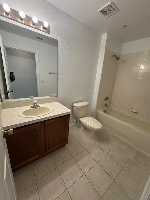 Building Photo - 3073 Ashland Ln N