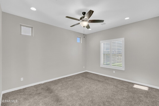 Building Photo - 10613 Hidden Palm Pl