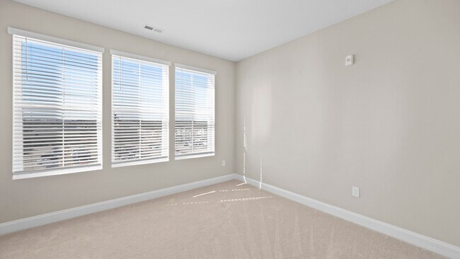 Building Photo - 11054 Ligon Mill Rd