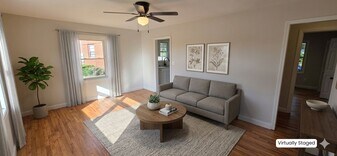Building Photo - 2076 Seneca Dr