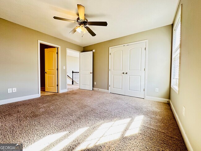 Building Photo - 1255 Woodville Ct