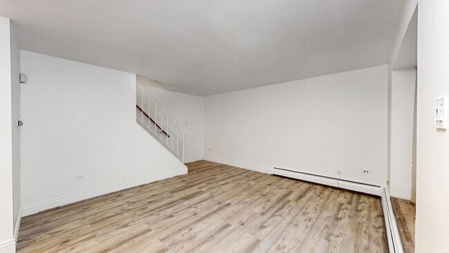 Building Photo - 1355 N Gaylord St