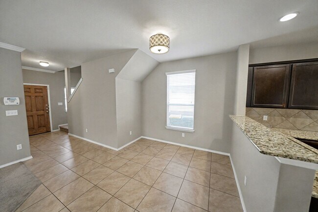 Building Photo - Beautiful 4-Bedroom, 3-Bath Home in Kensington Ranch - Realtor Commission: $500