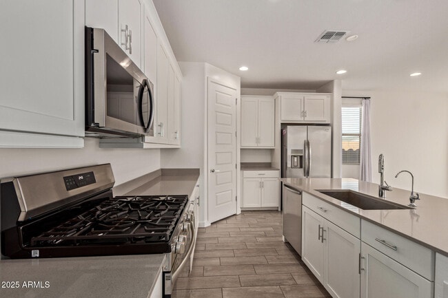 Building Photo - 11207 W Luxton Ln