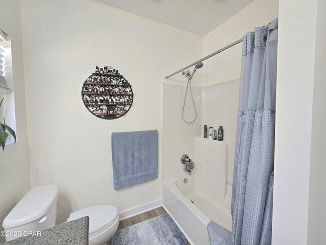 Building Photo - 13805 Flamingo Ave