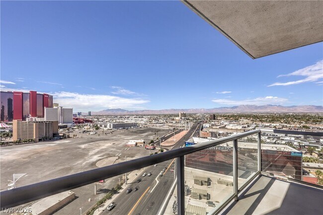 Building Photo - 200 W Sahara Ave