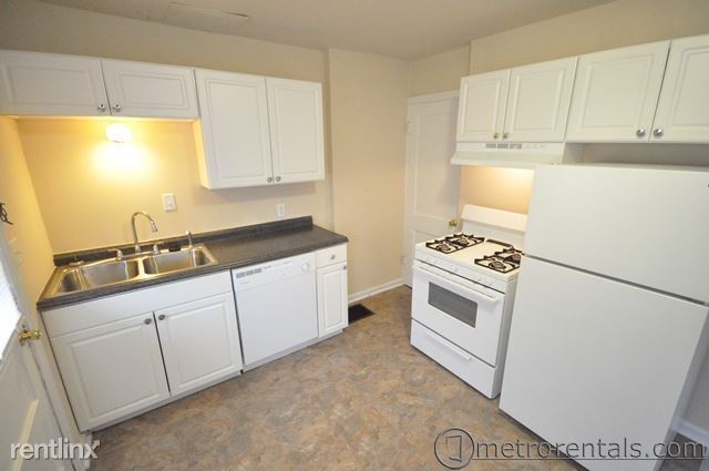 Building Photo - 2 br, 1 bath Townhome - 1611 Ashland Ave