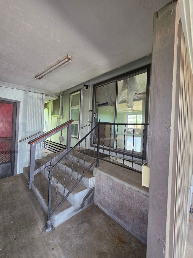 Building Photo - Available July 1 | Flexible 5-Bedroom Layout | 3.5BA Home | Secured Carport