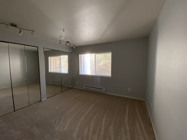 Master Bedroom - 15805 Waynita Way NE