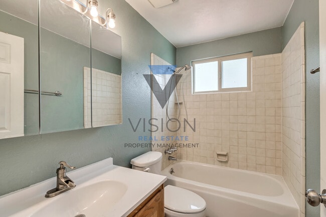 Building Photo - 6842 S Enchanted Dr