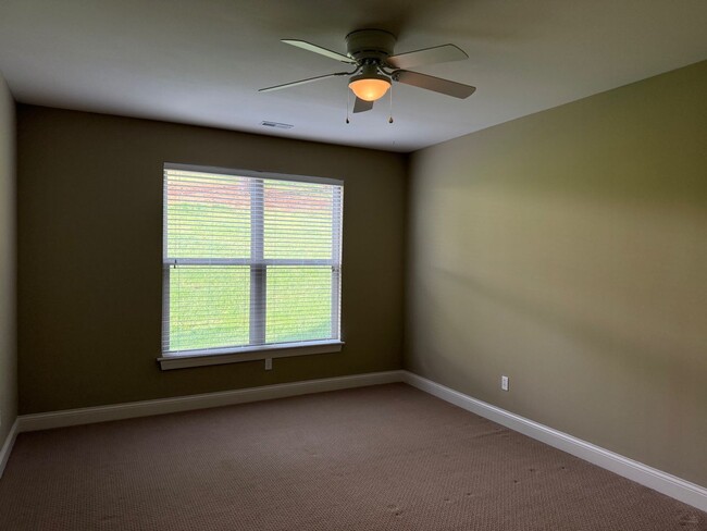 Building Photo - 36 Sag Harbor Ct