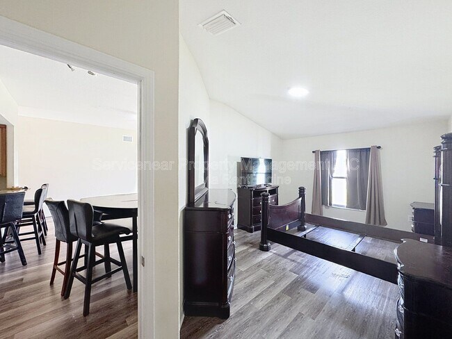Building Photo - 13465 Fladgate Mark Drive